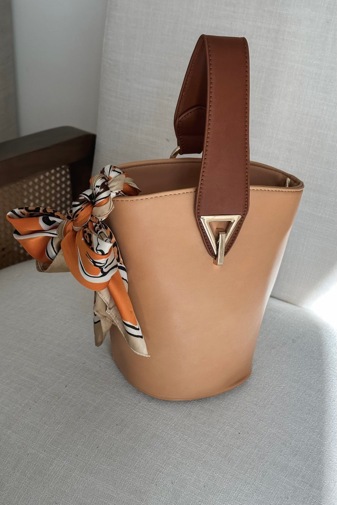 Alesso Bucket Bag