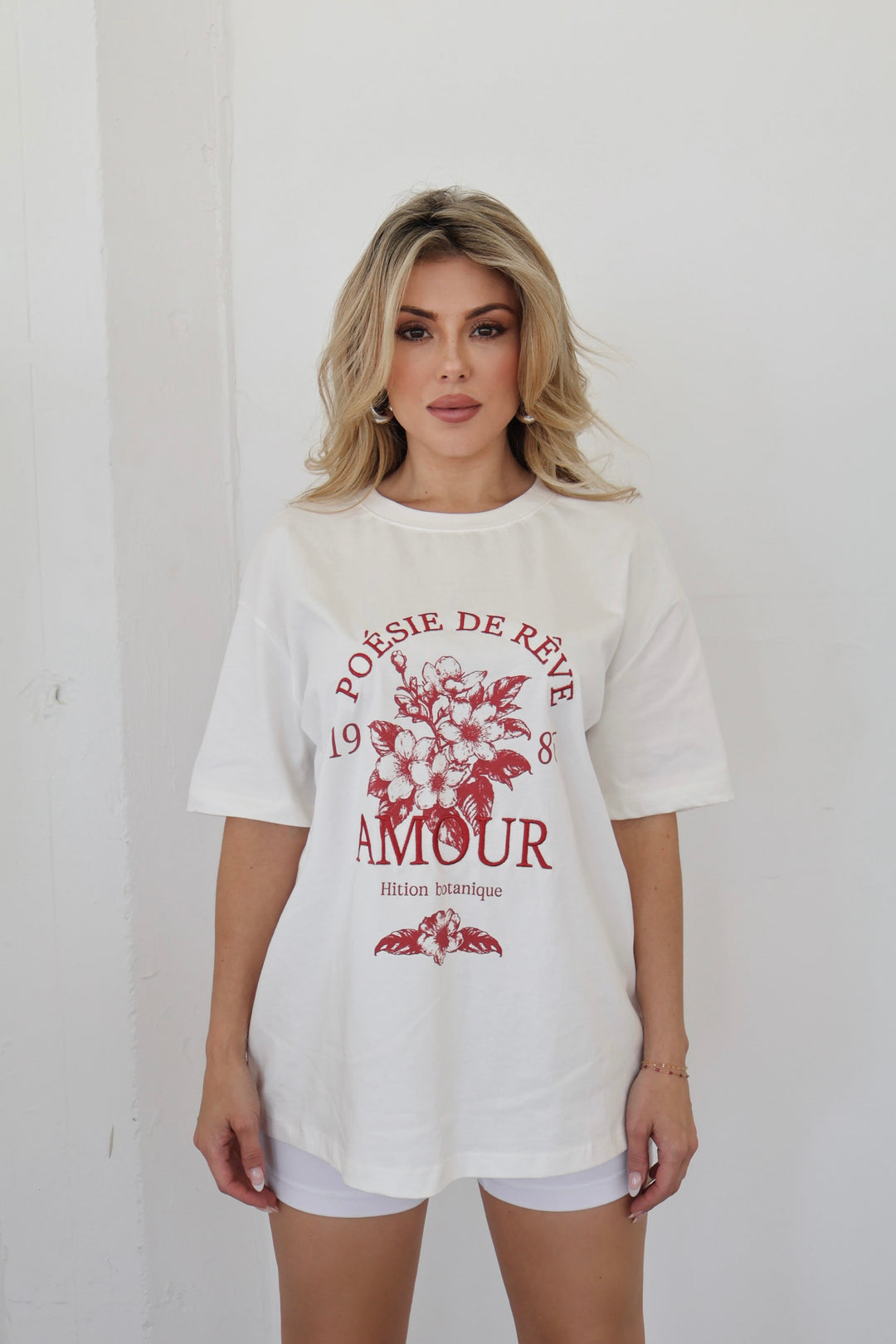 Amour Graphic Tee