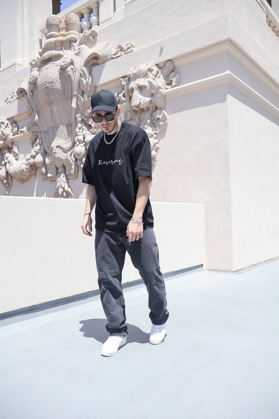 Reserved Unisex Embroidered T-Shirt - Black