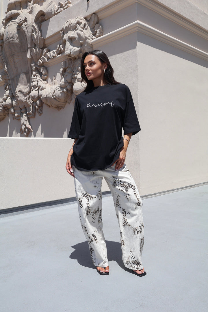 Reserved Unisex Embroidered T-Shirt - Black