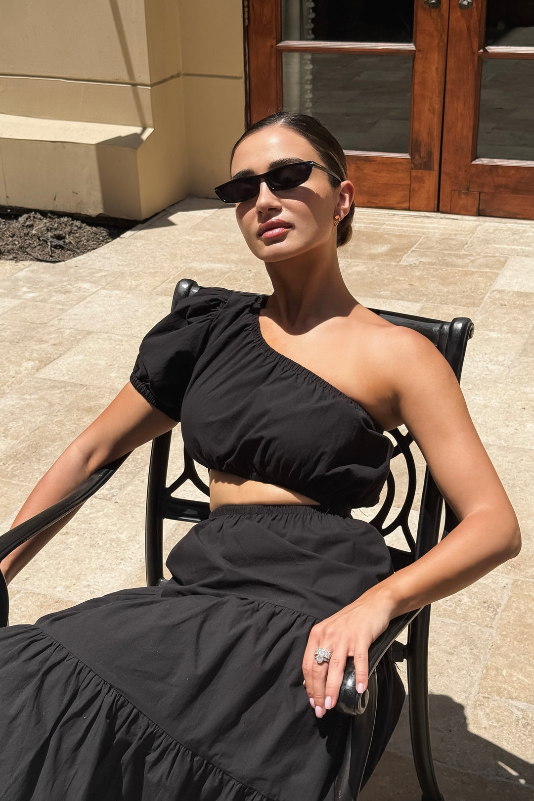 Abelyn Cut Out Maxi Dress M Abelyn Cut Out Maxi Dress M
