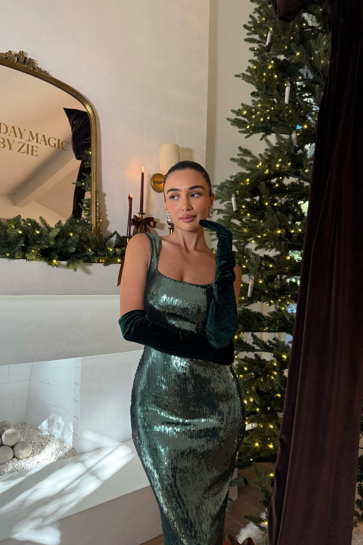 Emerald Velvet Gloves