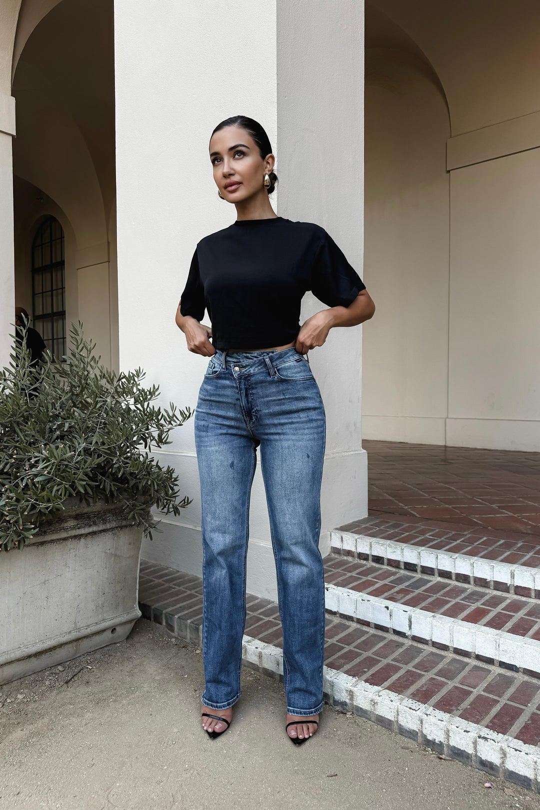 Kendra Straight Leg Jeans
