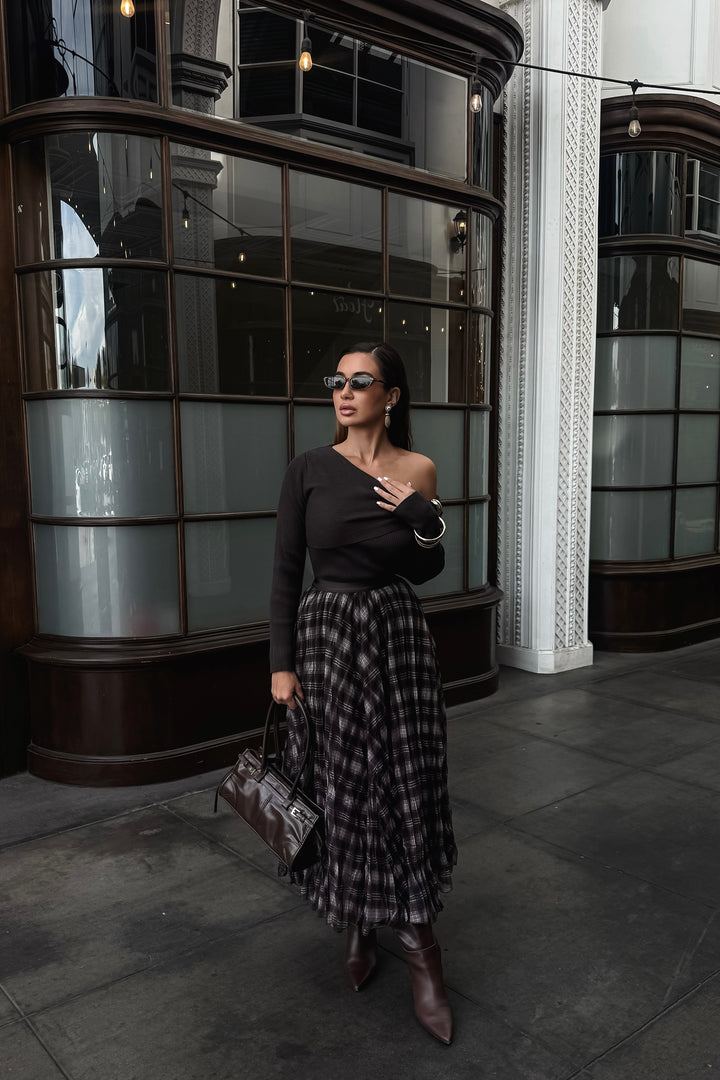 Nina Off-Shoulder Top