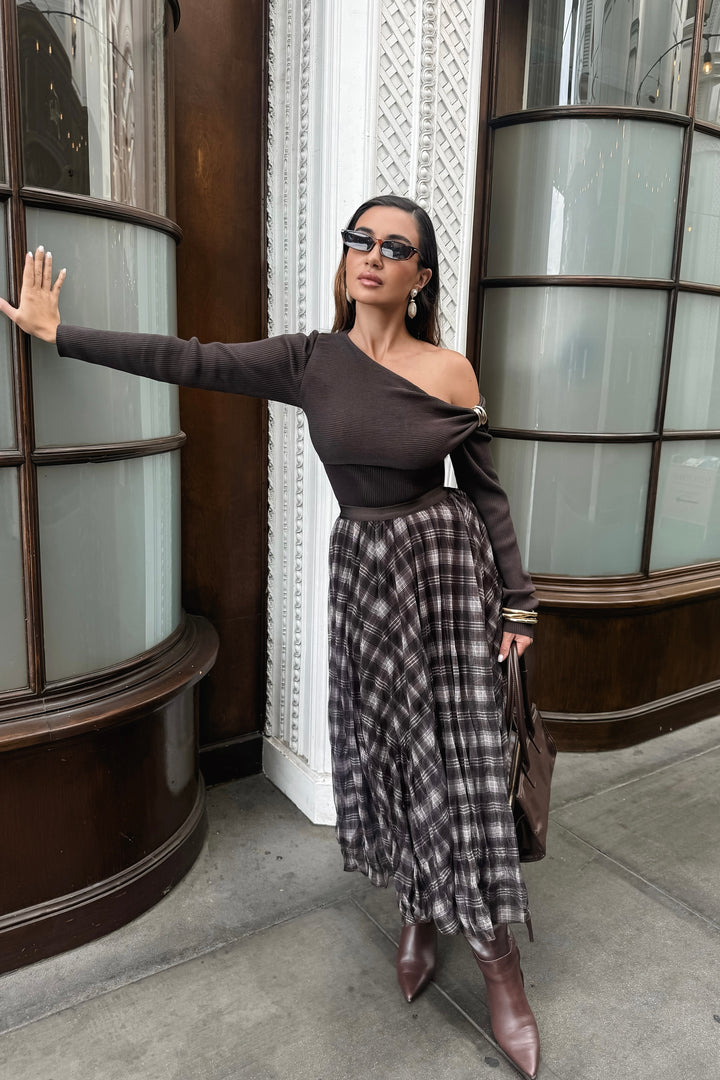 Nina Off-Shoulder Top