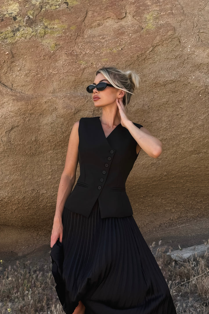 Iveet 2-Piece Vest + Skirt Set
