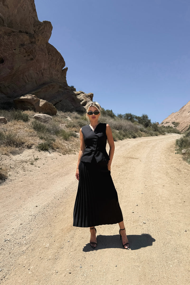 Iveet 2-Piece Vest + Skirt Set