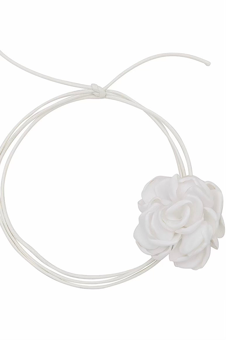 Khloe Flower Choker - Black & Ivory