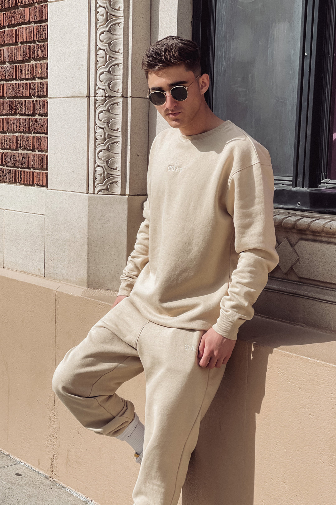 Grà·Zie Unisex Collection - Biege Joggers